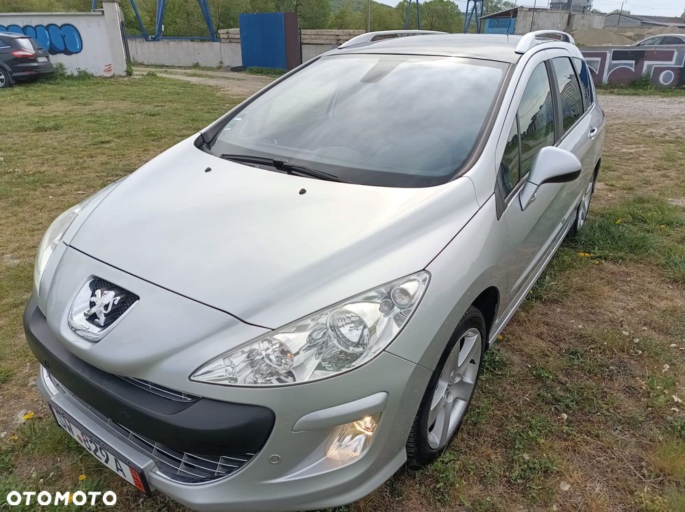 Peugeot 308 - 1