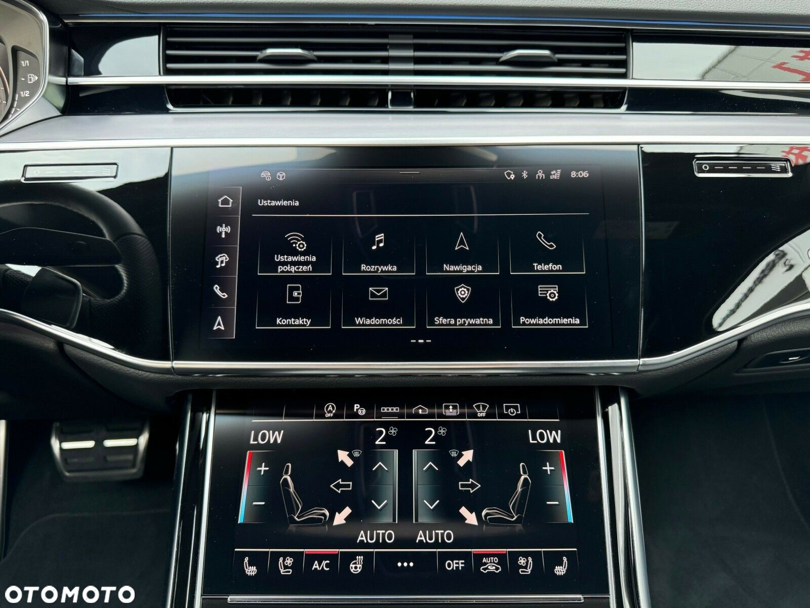 Audi A8 - 40