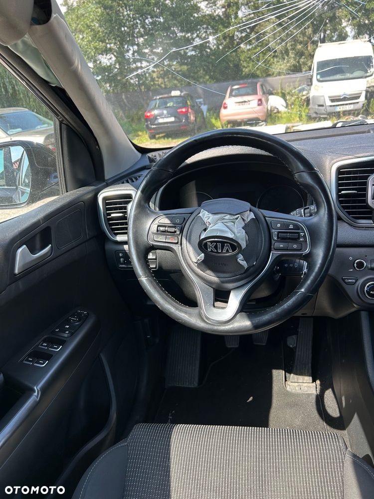 Kia Sportage 1.6 GDI Black Edition 2WD - 20