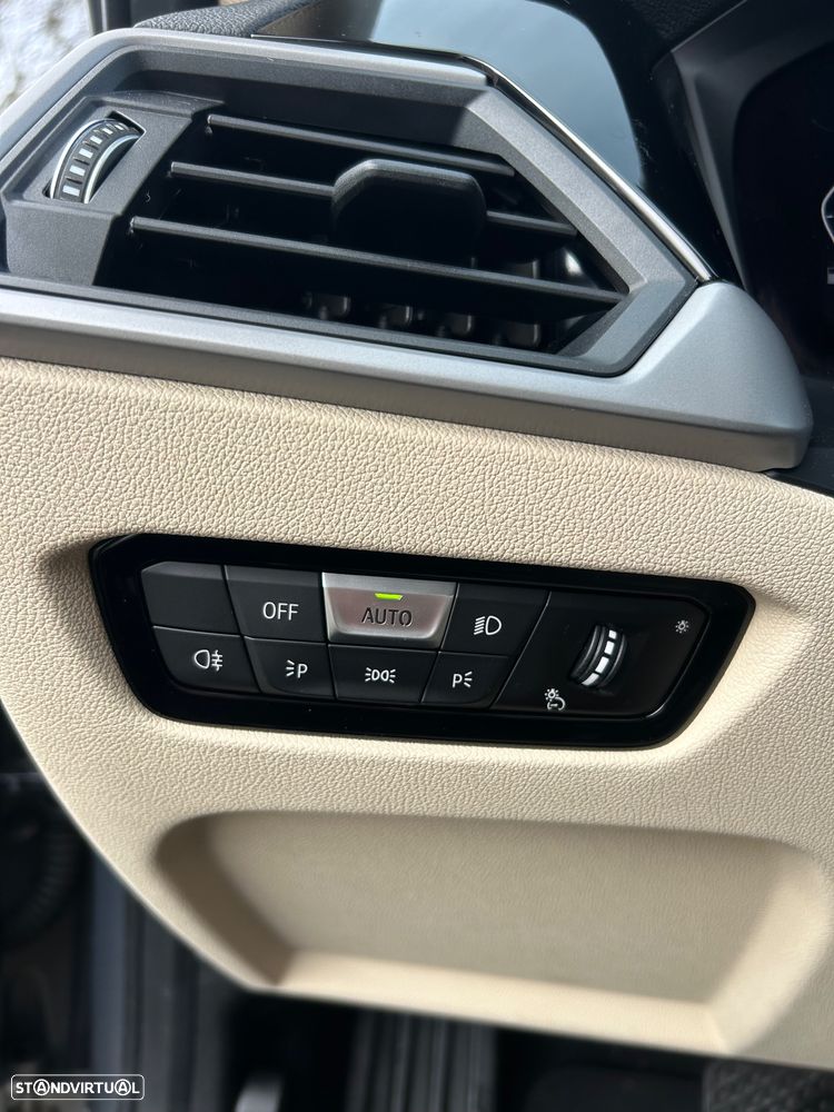 BMW 320 e xDrive Aut. - 19