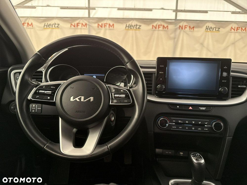 Kia Ceed - 15