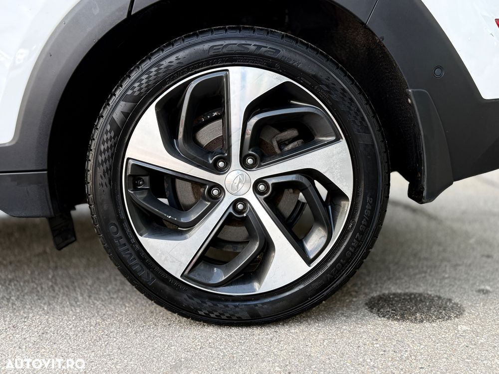 Hyundai Tucson 2.0 CRDI 4WD 6AT Luxury Pack+ - 30