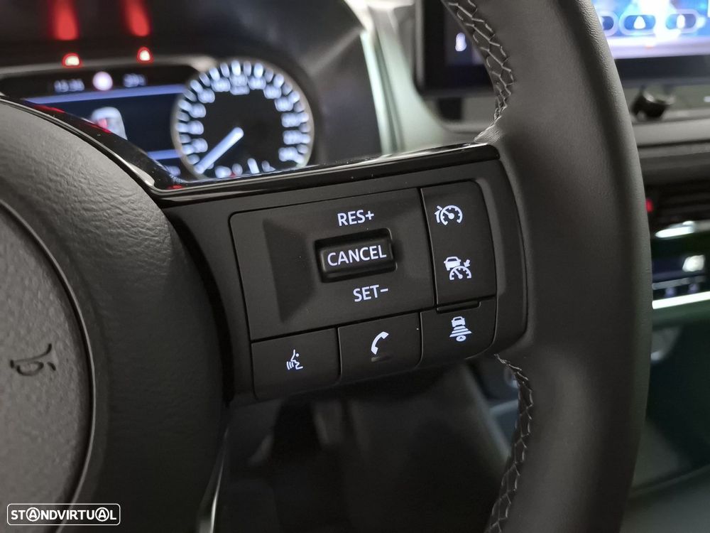 Nissan Qashqai 1.3 DIG-T Engage - 17