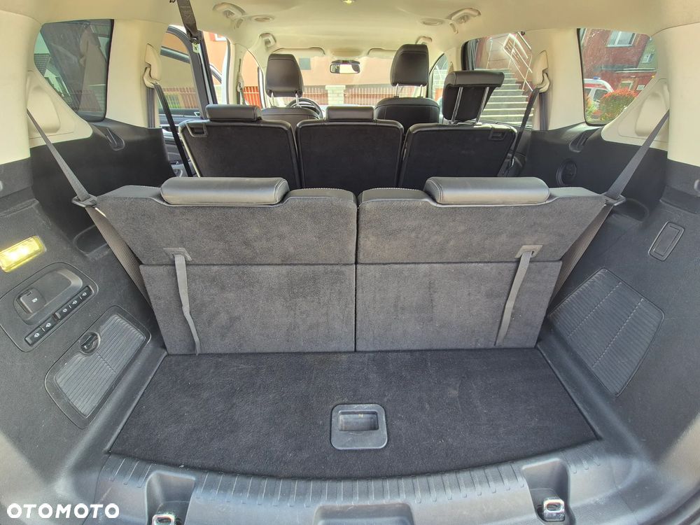 Ford S-Max 2.0 TDCi Titanium PowerShift - 6