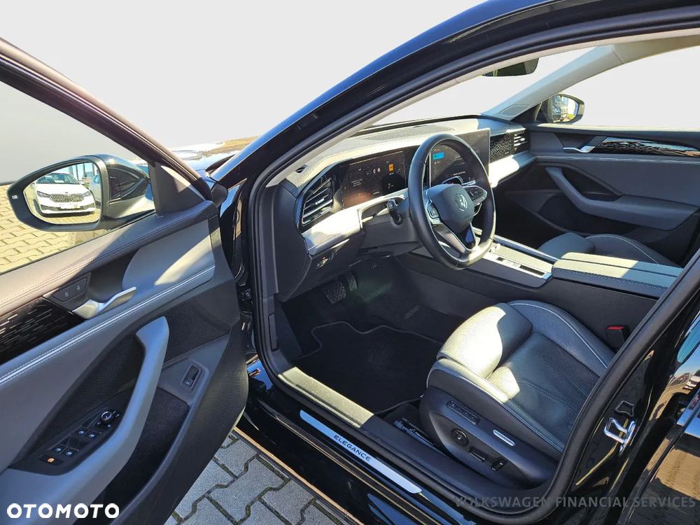 Volkswagen Passat 2.0 TDI SCR Elegance DSG - 7