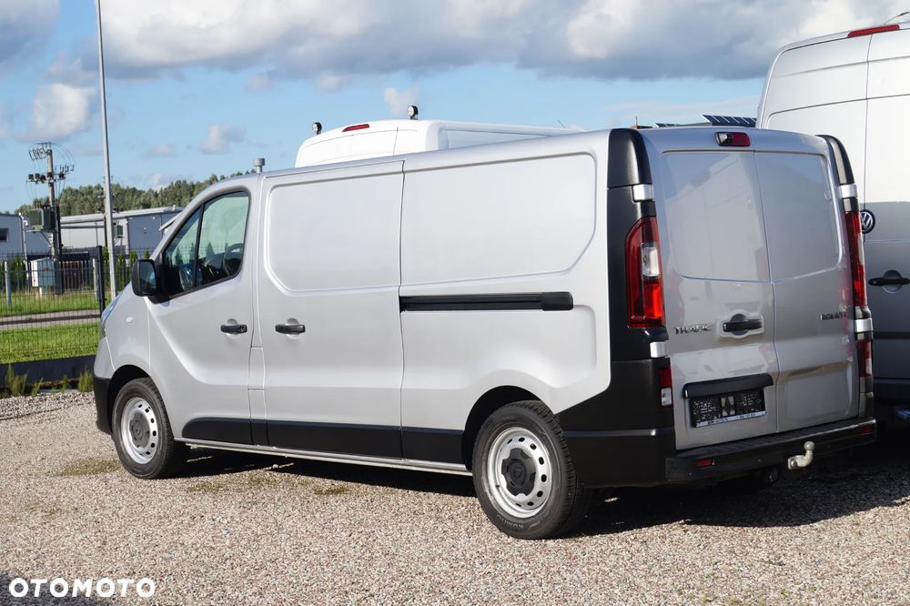 Renault Trafic - 13