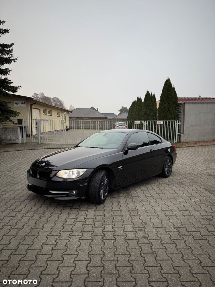 BMW Seria 3 320d DPF - 8