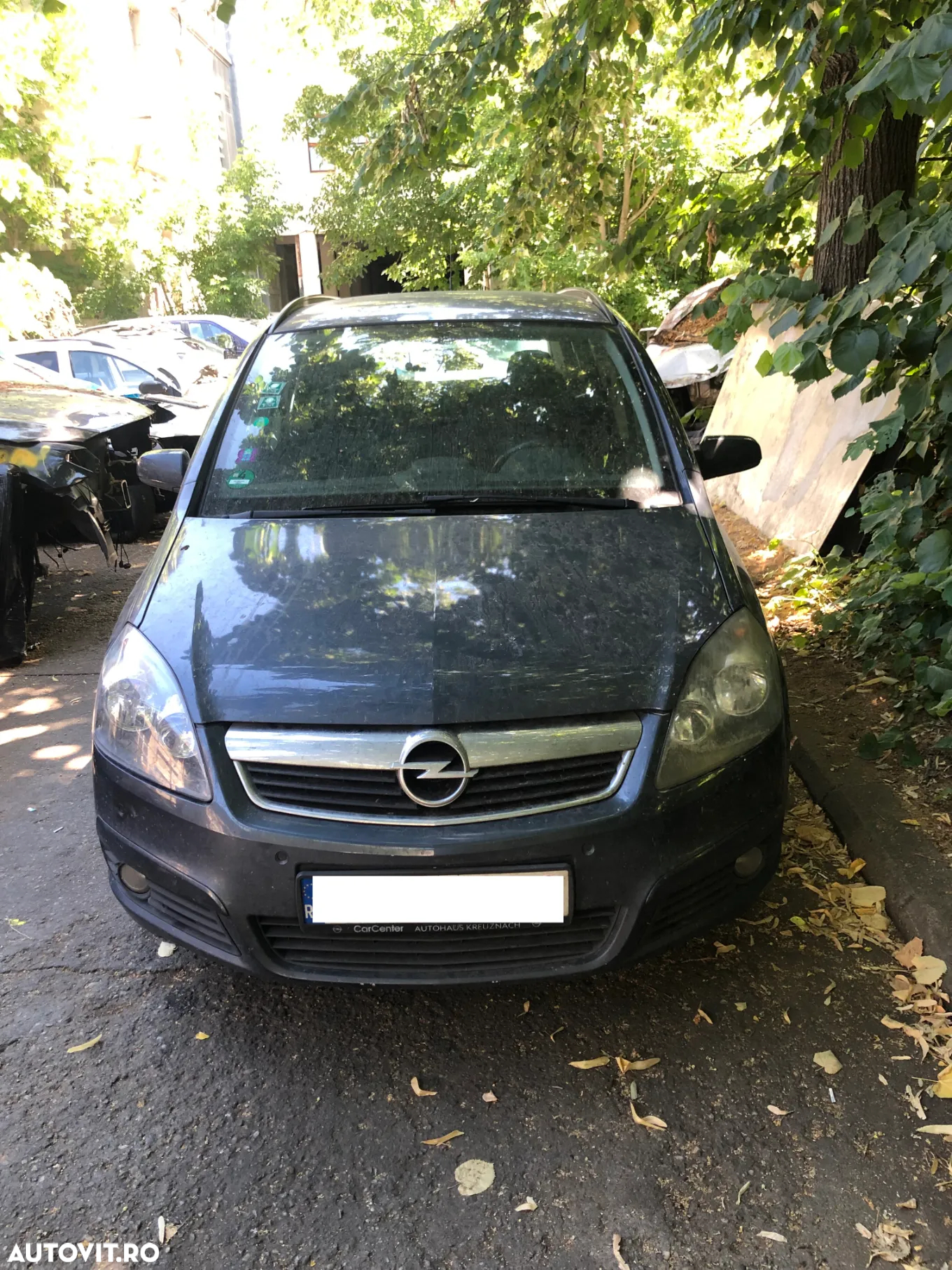 Dezmembrez Opel Zafira 2006 1.9 CDTI 120CP - 10