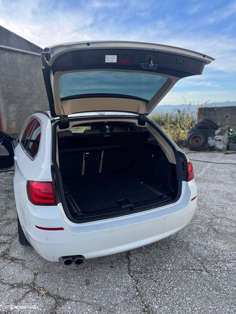 BMW 520 d Touring - 11