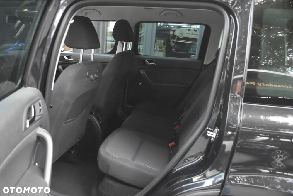 Skoda Yeti 2.0 TDI Ambition PLUS EDITION - 9