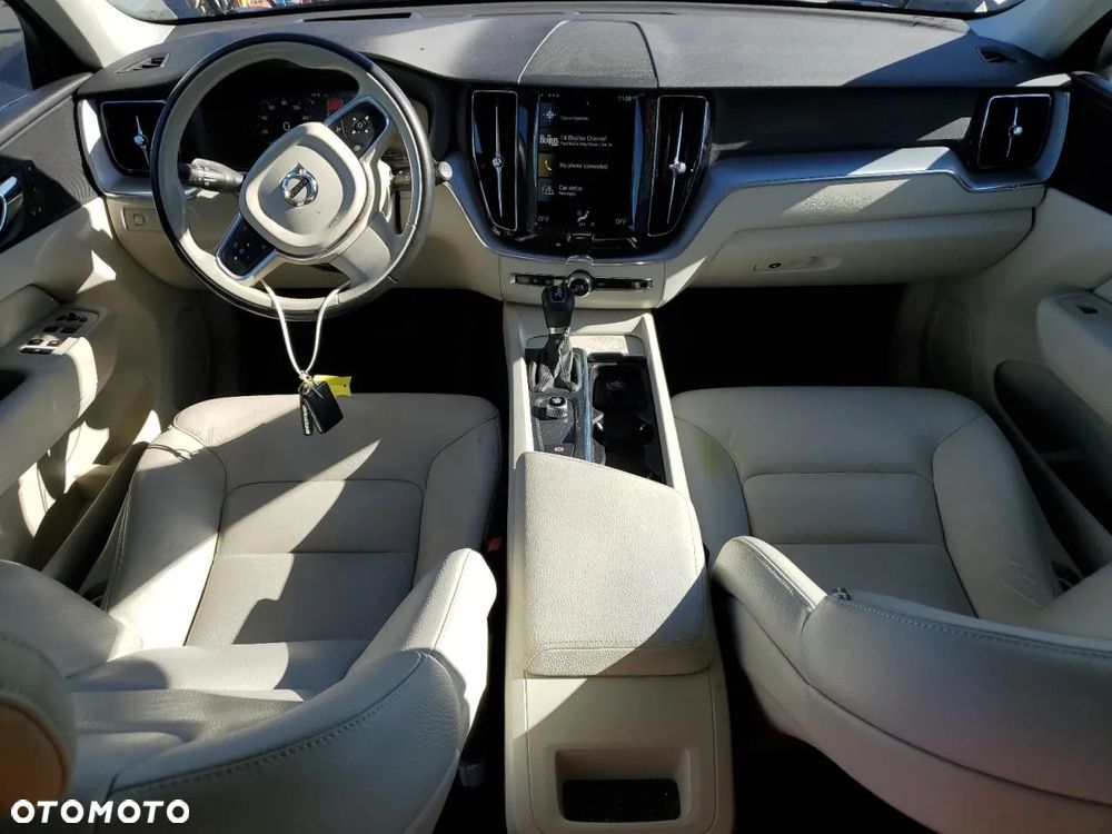 Volvo XC 60 T5 Geartronic Momentum - 7