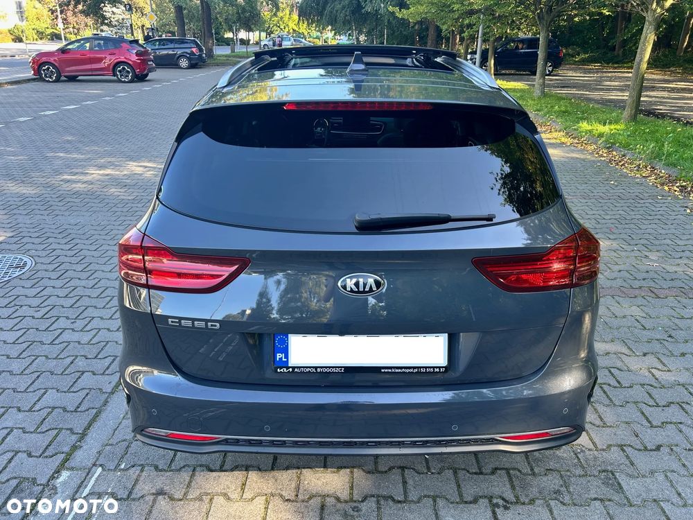 Kia Ceed - 6
