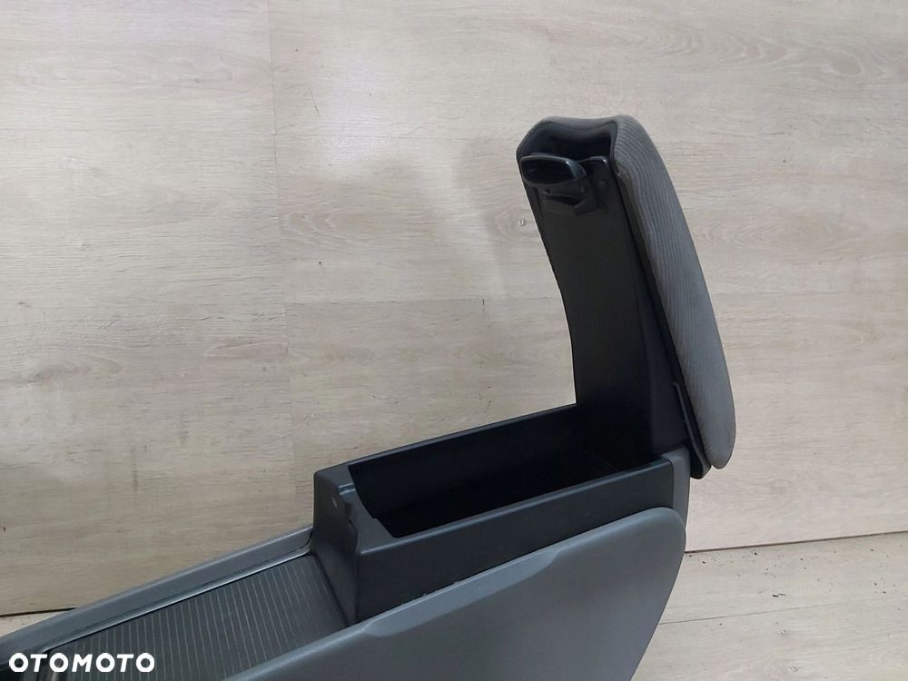 Honda Civic VIII podłokietnik schowek tunel środkowy SEDAN - 4