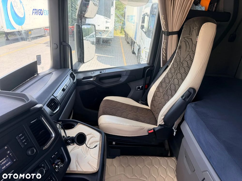 Scania s450 - 16