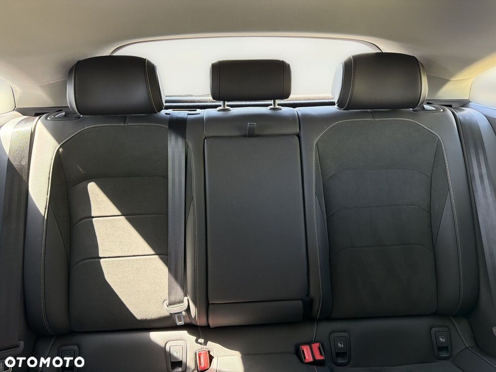 Volkswagen Arteon 2.0 TSI Elegance DSG - 39