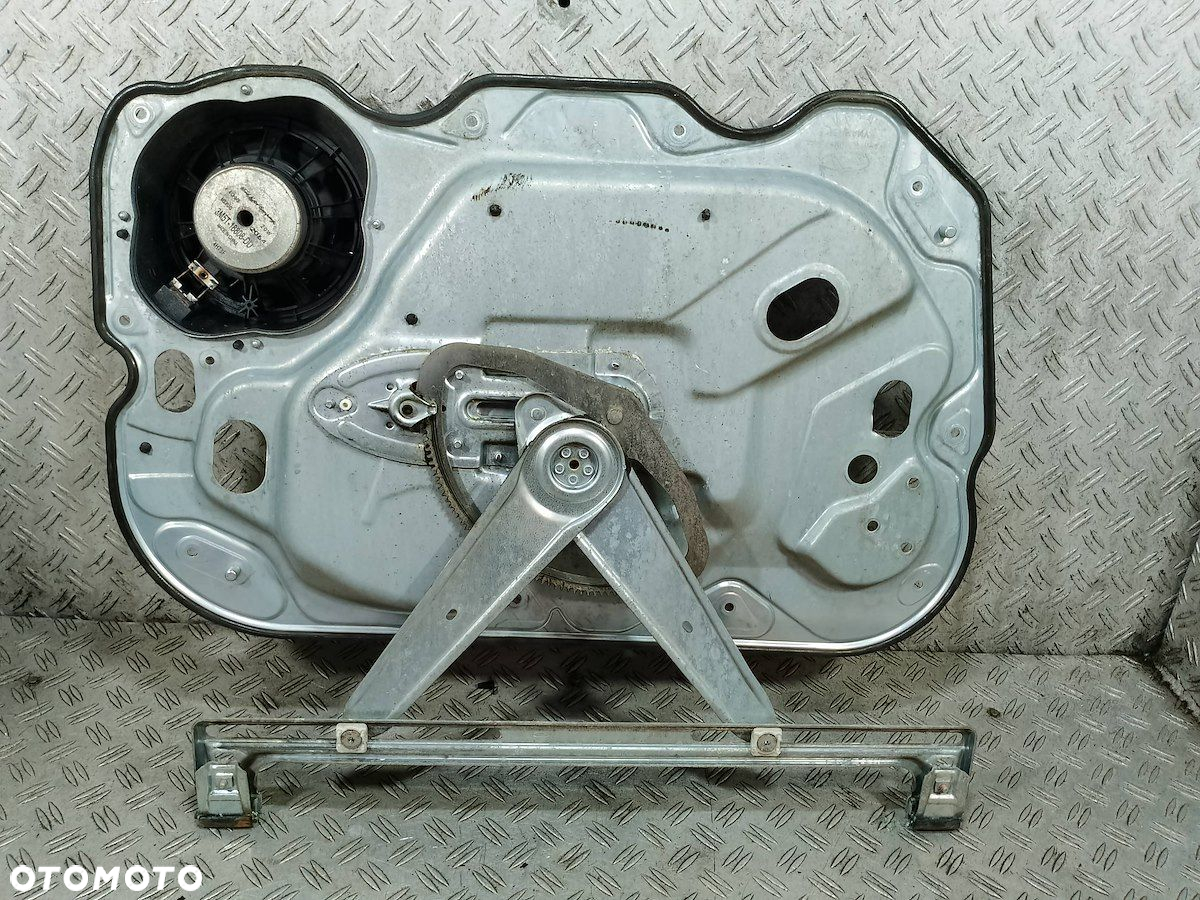 PODNOŚNIK SZYBY PRAWY PRZÓD  FORD C-MAX I FR0160044-0B 3M51-R045H16-A - 2