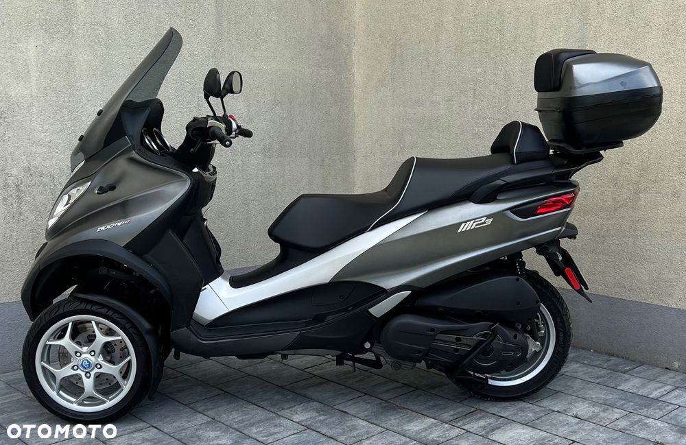 Piaggio MP-3 - 3