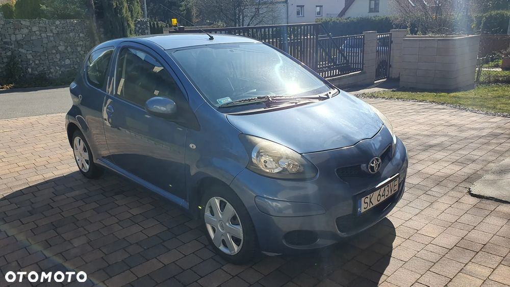 Toyota Aygo Standard - 2