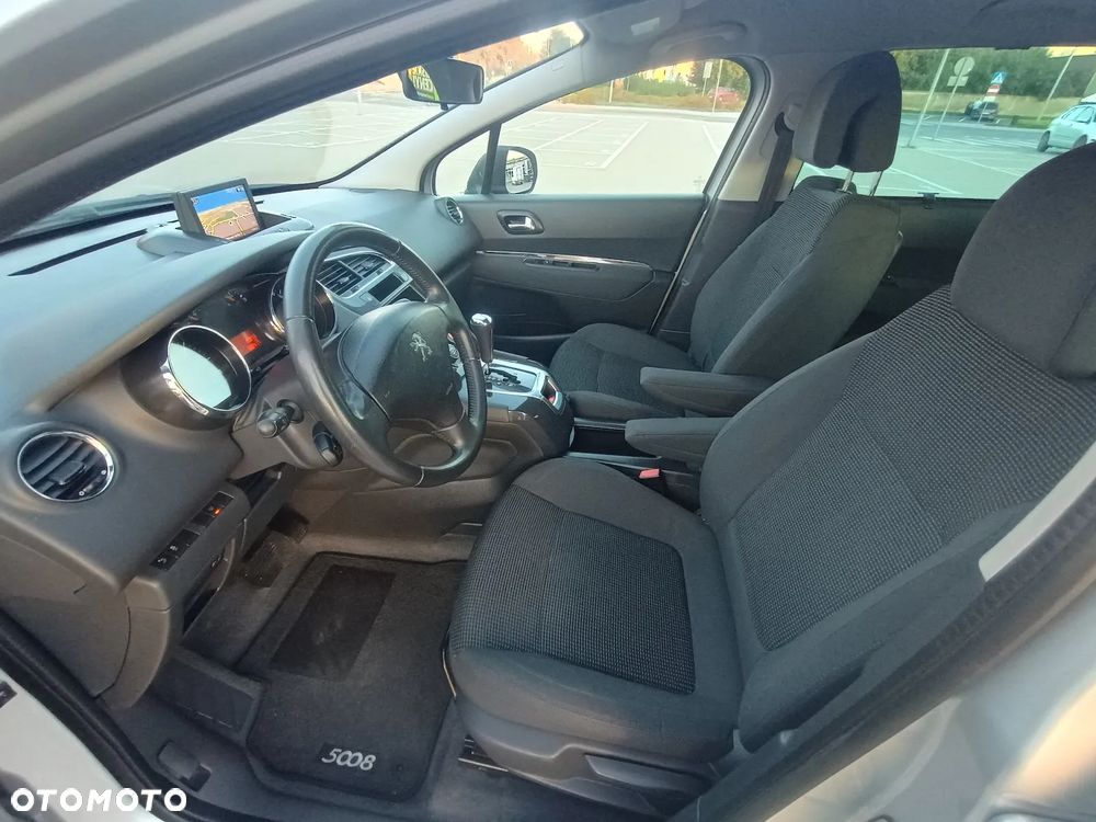 Peugeot 5008 BlueHDI 120 EAT6 Stop & Start Active - 9