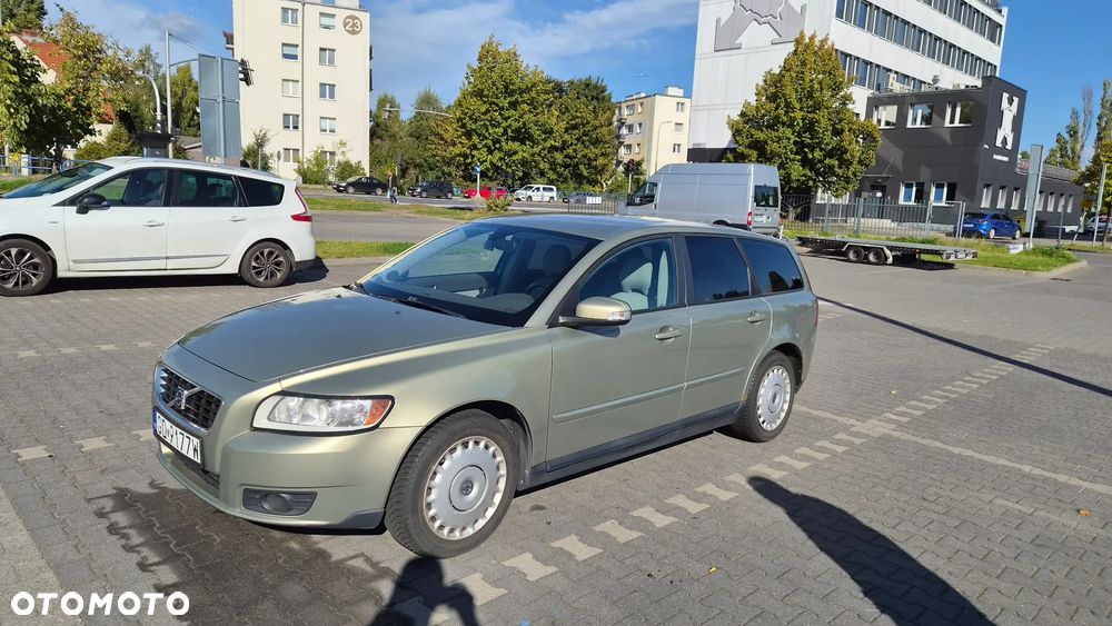 Volvo V50