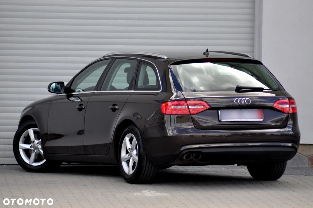Audi A4 Avant 2.0 TDI DPF Ambiente - 5