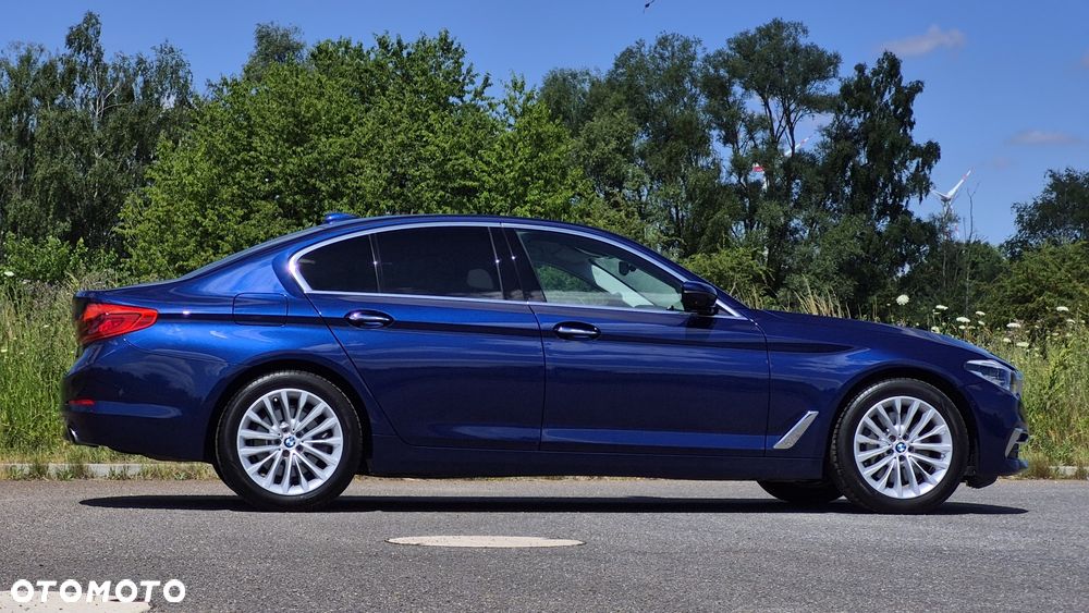 BMW Seria 5 530i xDrive Luxury Line - 8