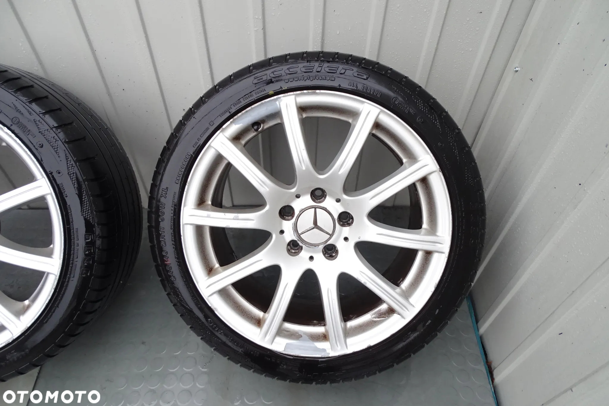 Mercedes SLK R171 Felgi 17 7,5J ET36 / 8,5J ET30 1714012202 1714012302 - 2