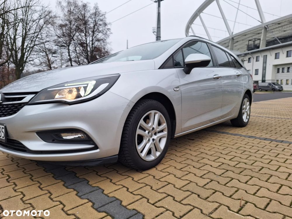 Opel Astra 1.6 CDTI Enjoy - 5