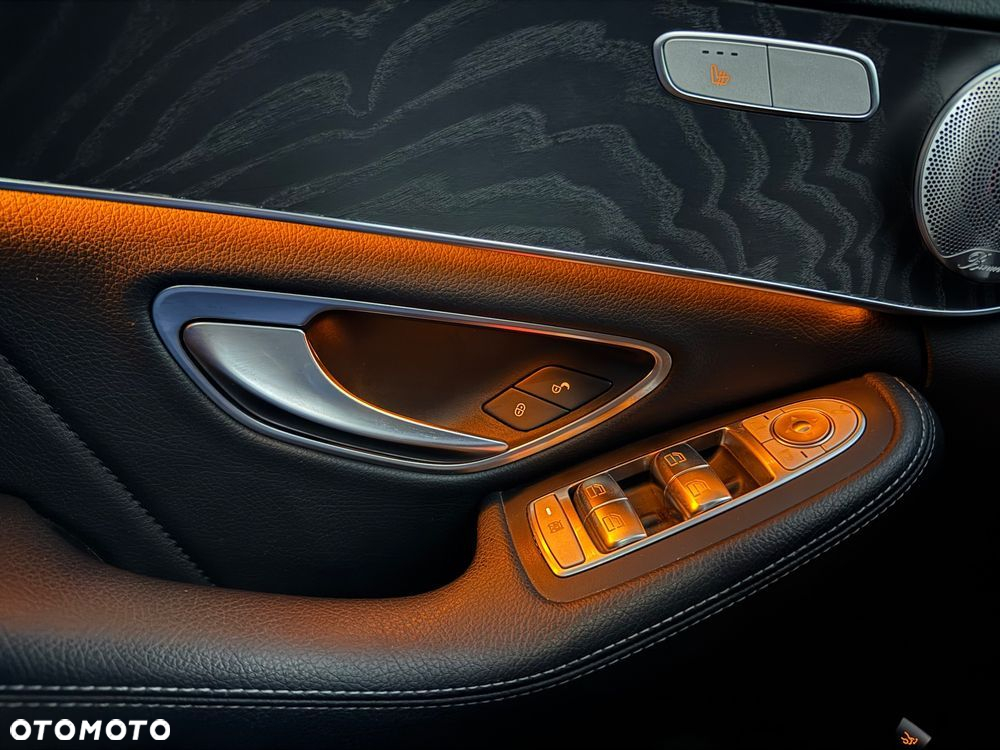 Mercedes-Benz Klasa C 200 4-Matic 7G-TRONIC - 18