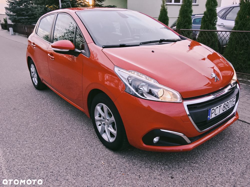 Peugeot 208 82 PureTech Style - 16