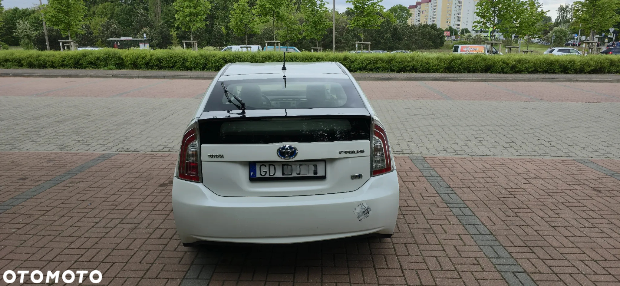 Toyota Prius 1.8 HSD Prestige - 8