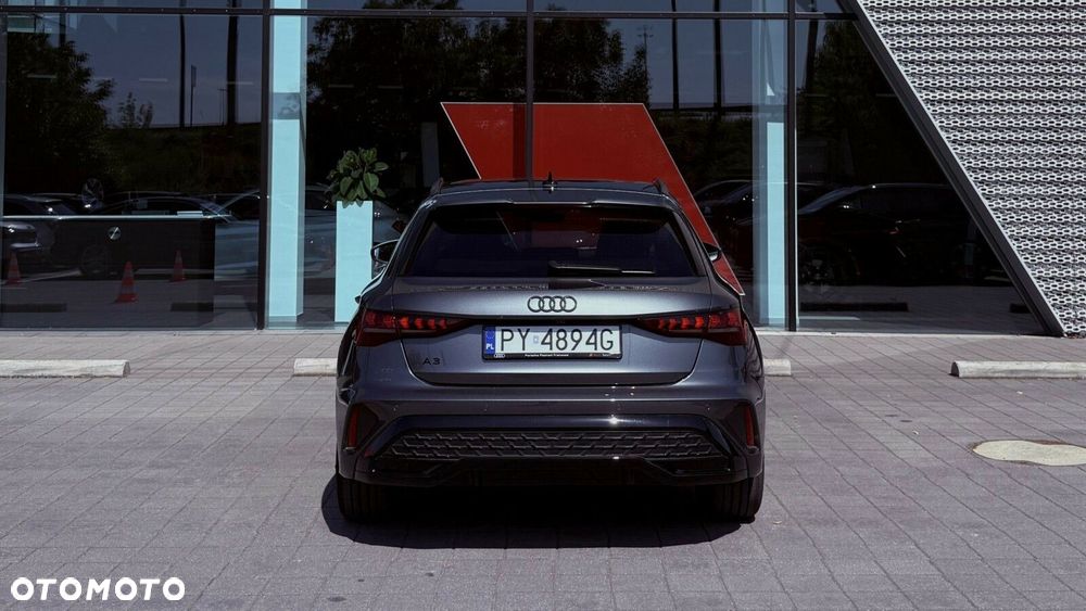 Audi A3 Sportback - 13