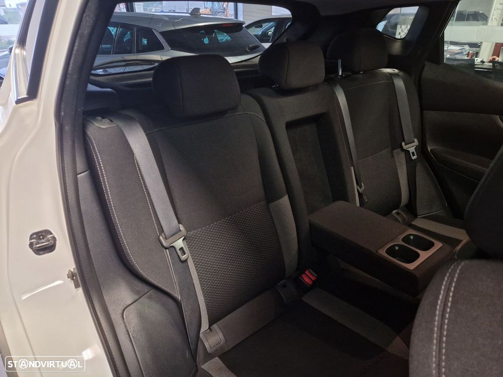 Nissan Qashqai 1.3 DIG-T N-Connecta J18 - 15