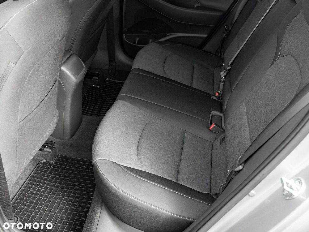 Hyundai i30 1.5 DPI Smart - 24