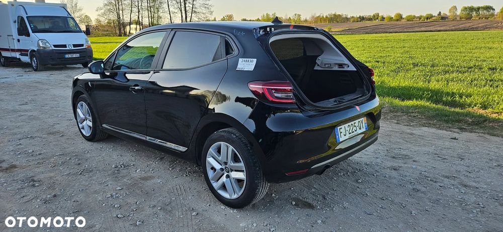 Renault Clio - 6