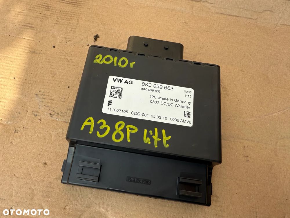 Moduł stabilizator napięcia 8K0959663 Audi A3 8P lift 2010r OE