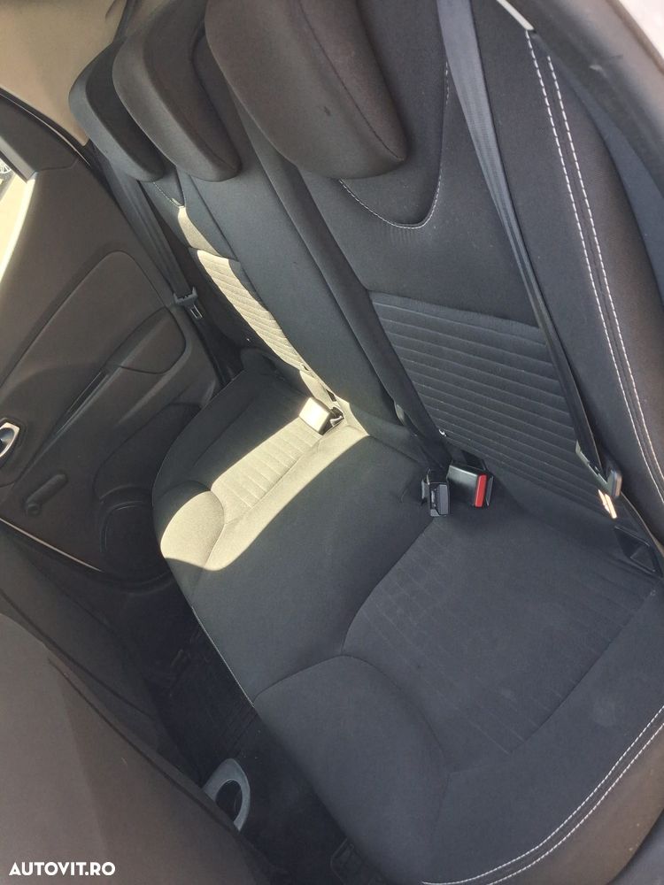 Renault Clio 1.5 dCi 75 Dynamique - 12