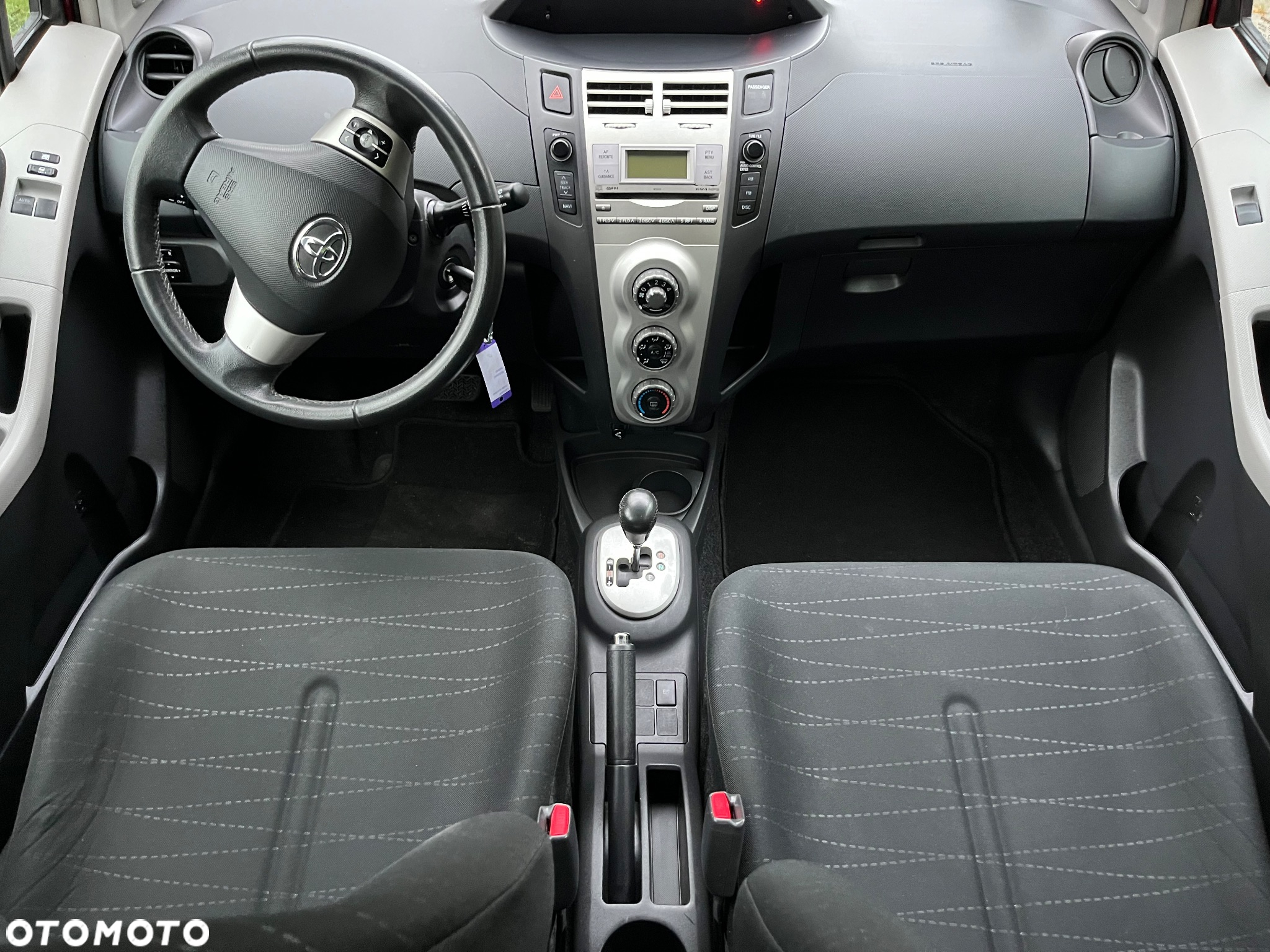 Toyota Yaris 1.3 Sol Premium MM - 12