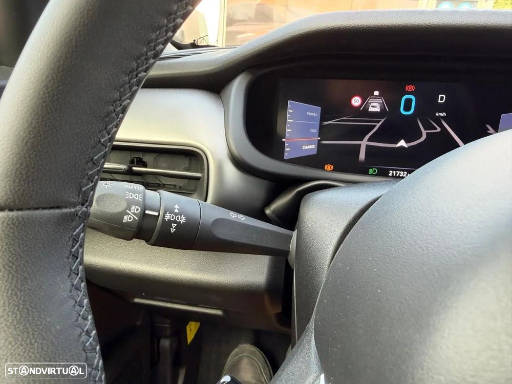 Jeep Avenger 1.2 e-Hybrid Altitude DCT - 39