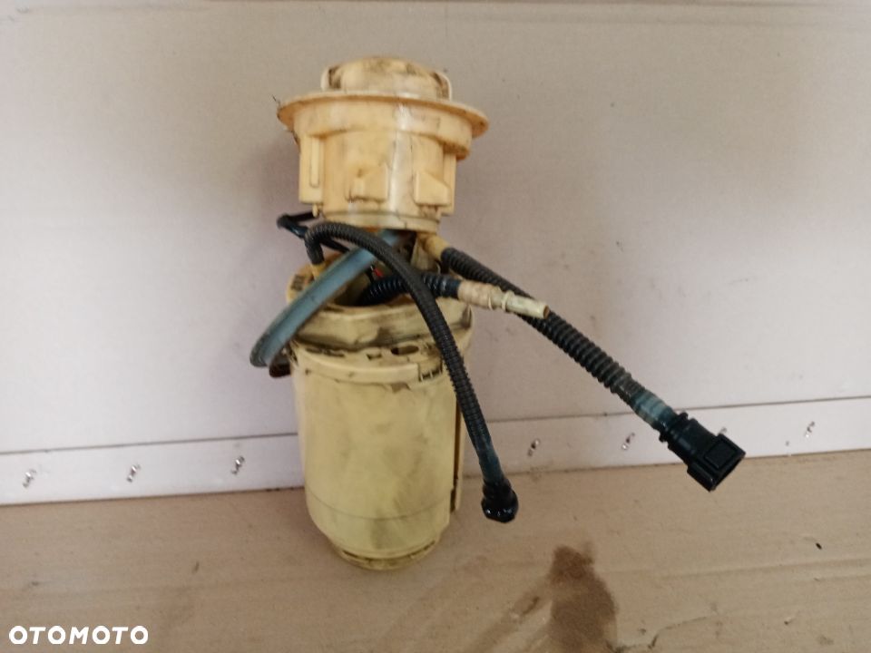 Pompka paliwa VW Touareg 2.5 TDI 7L6919679B 7L6919088 - 1