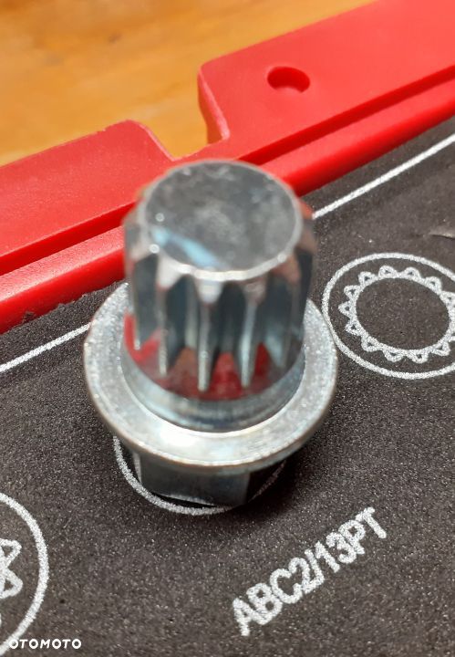 Nasadka adapter złodziejka do śrub Audi VW Seat Skoda VAG - 4