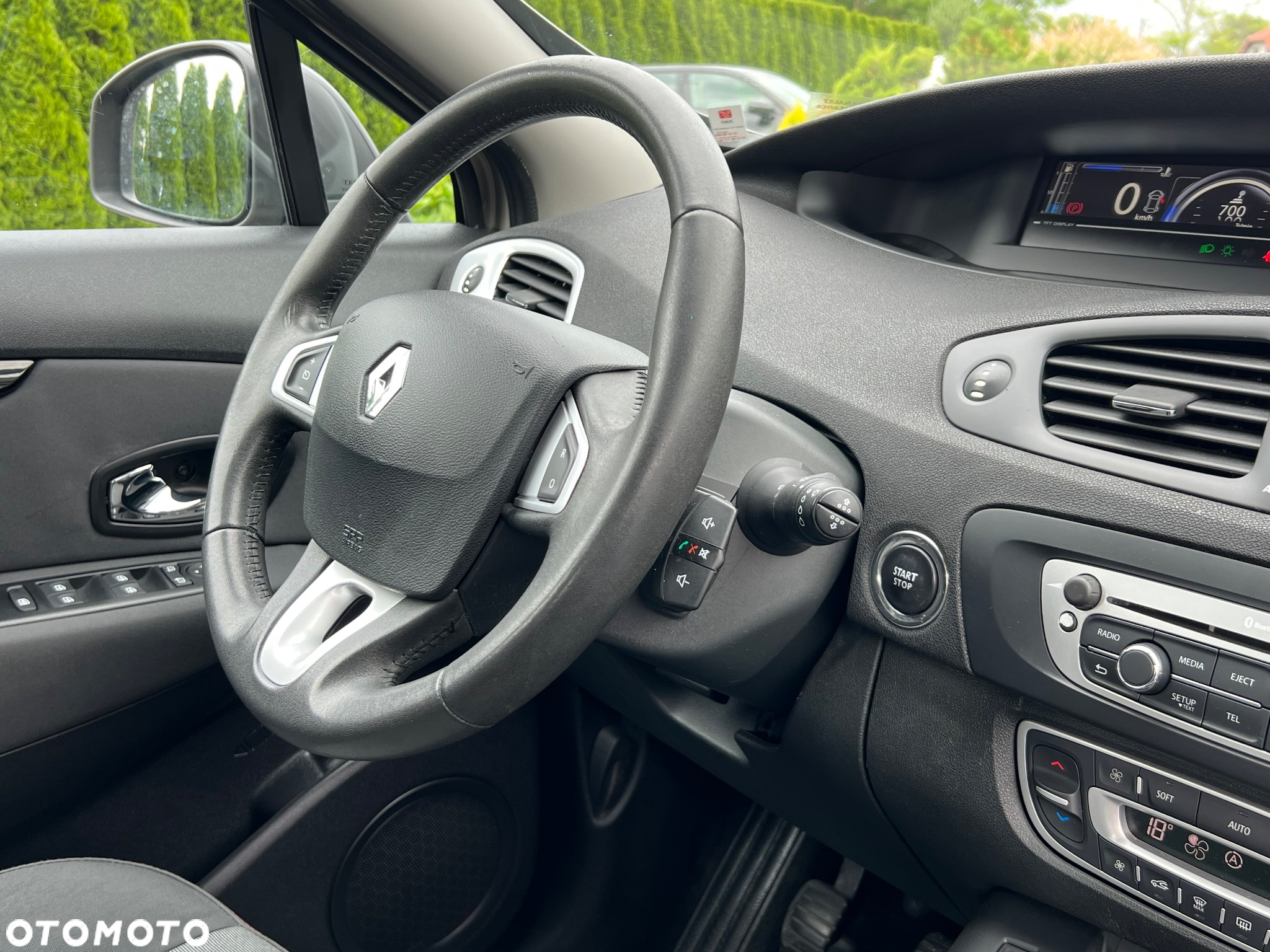 Renault Scenic 1.6 16V TomTom Edition - 29