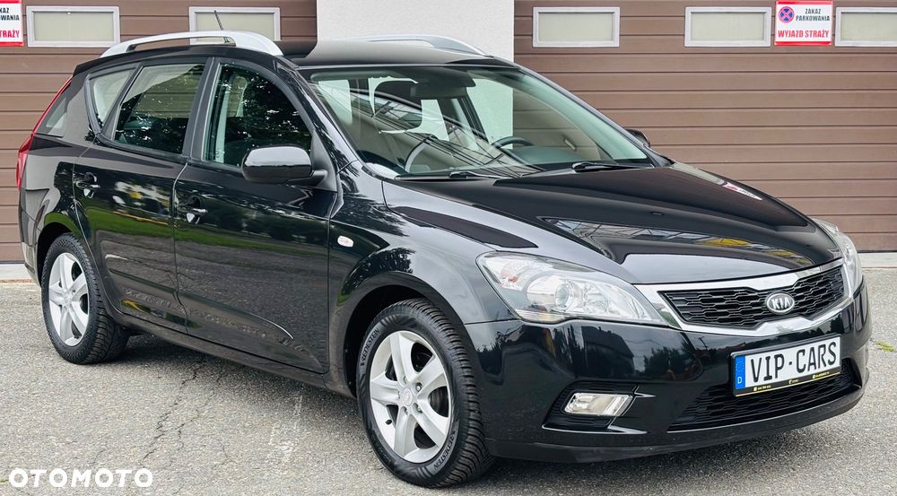 Kia Ceed - 3