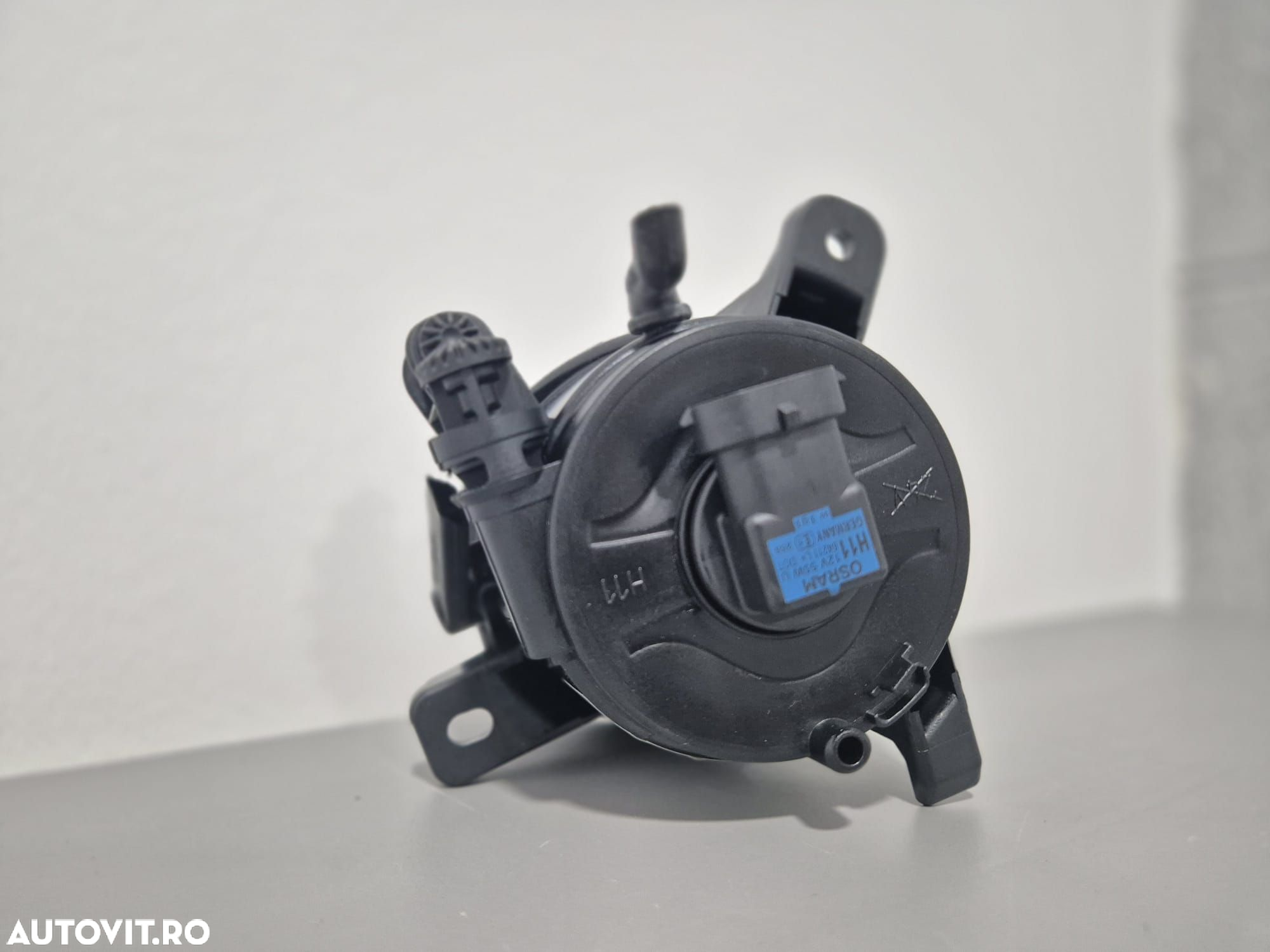 Lampa de ceata Stanga (H11) se potrivește: AUDI A4 A6 - 2