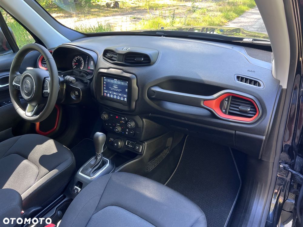 Jeep Renegade - 31