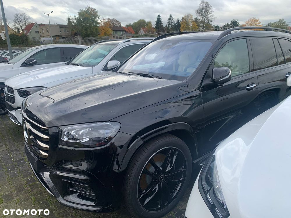 Mercedes-Benz GLS - 15