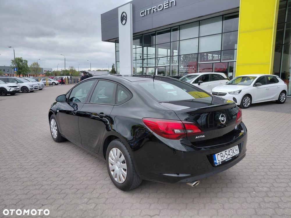 Opel Astra 1.4 T Active EU6 - 4