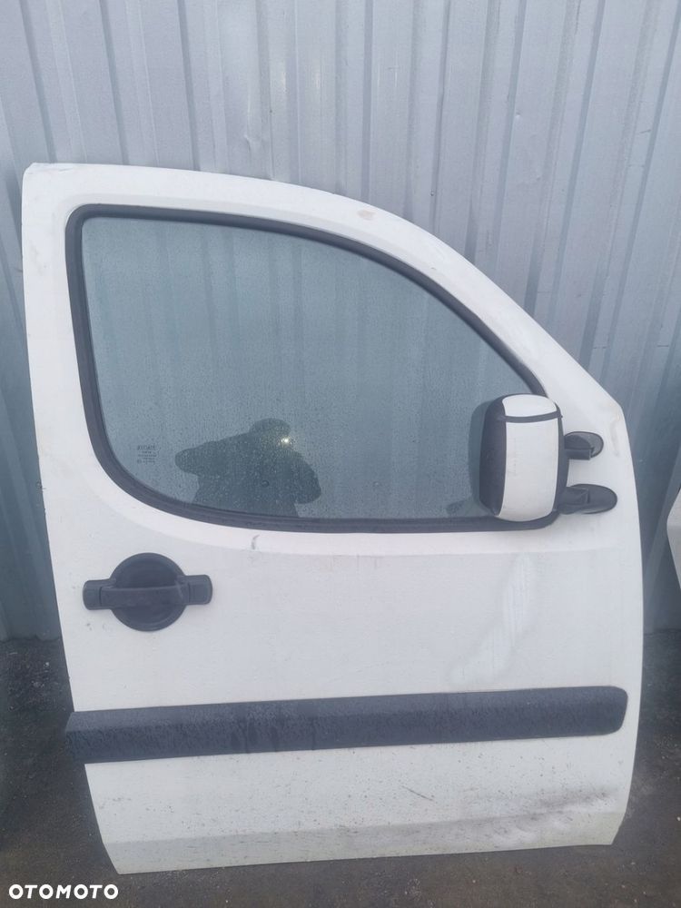 Drzwi prawe przód przednie Fiat Doblo I lift - 1