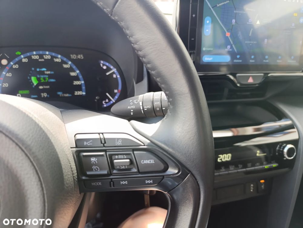 Toyota Yaris Cross Hybrid 1.5 Executive - 23