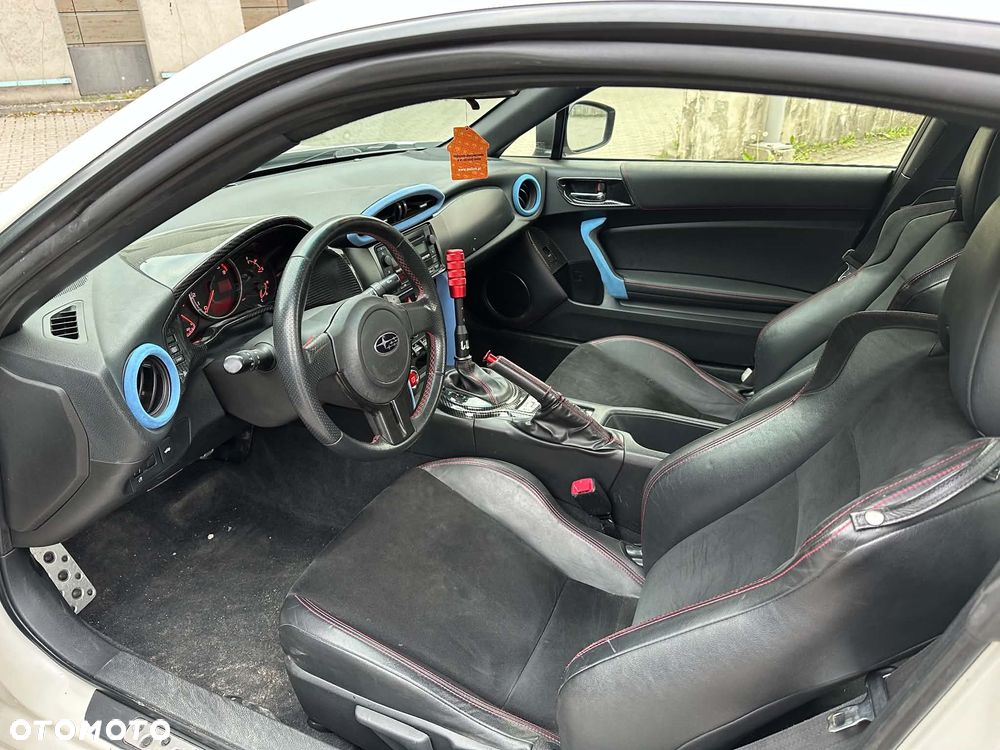 Subaru BRZ 2.0i Sport + - 18